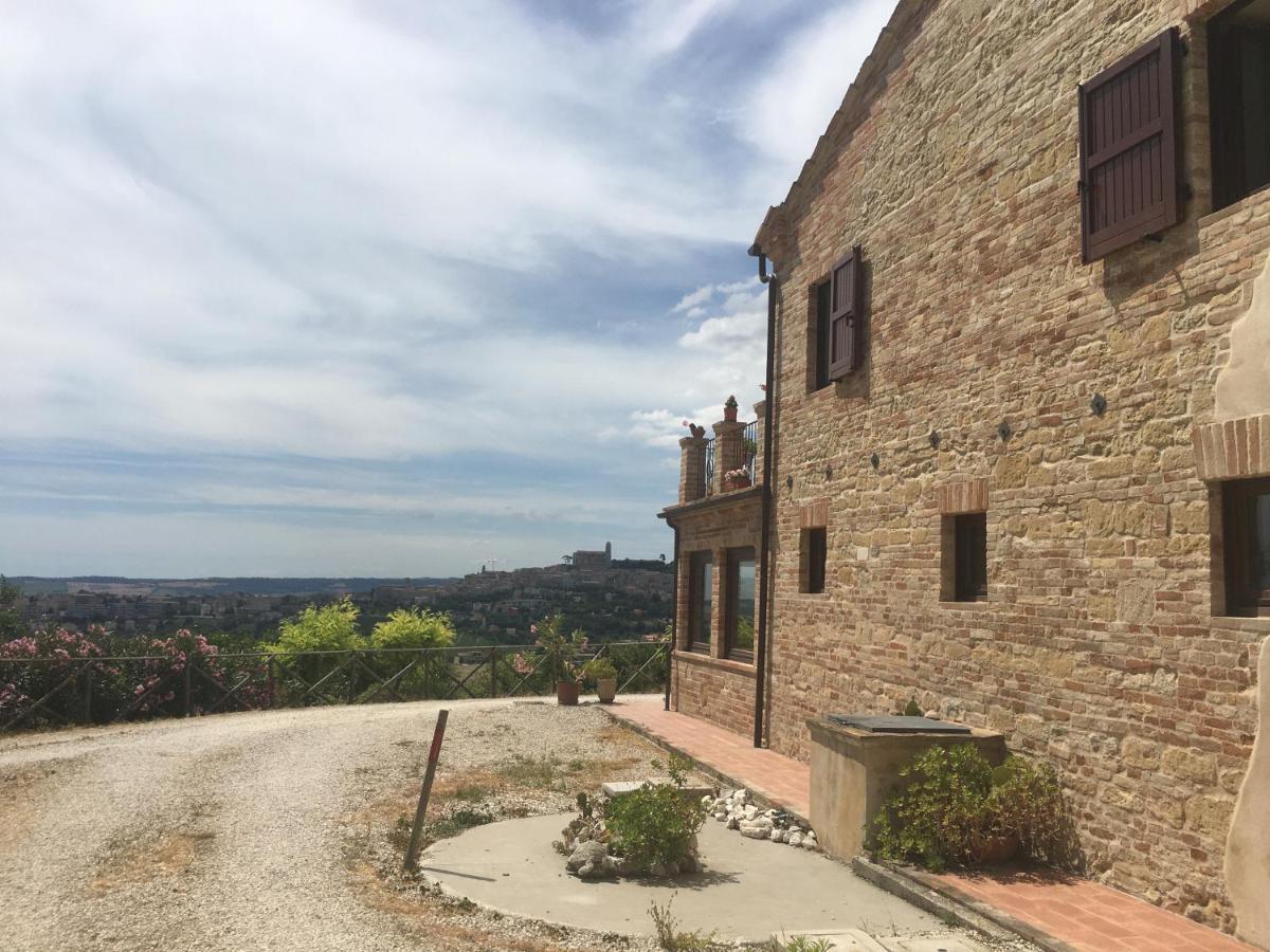 Colle Dei Falchi Pensionat Fermo Exteriör bild